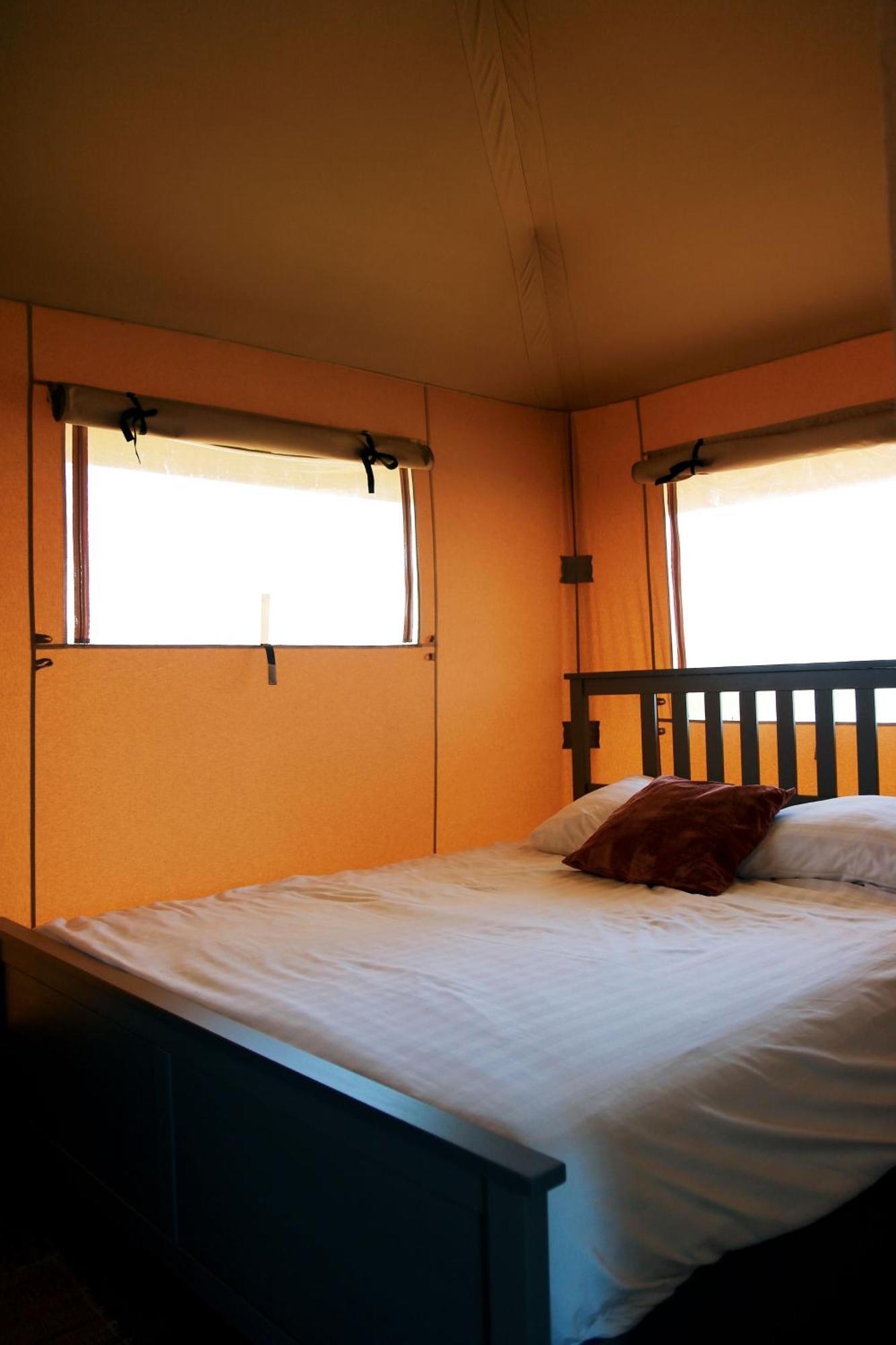Luxury Lake Lodge Alphen  Ngoại thất bức ảnh